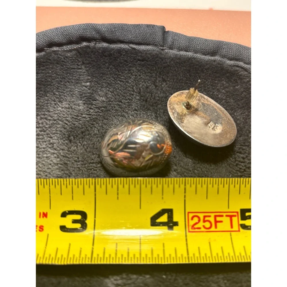 Vintage Taxco Mexico TA-1 925 Sterling Silver Engraved  Oval Dome Stud Earrings